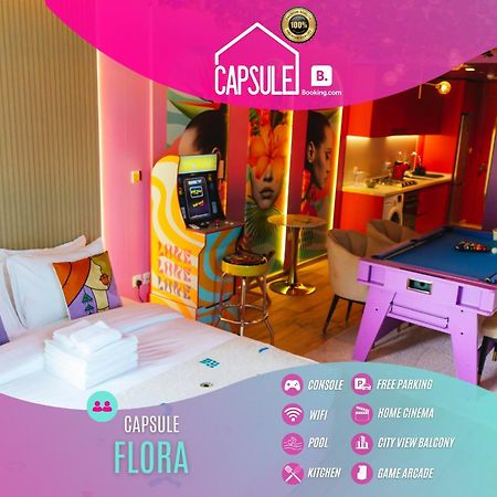 Capsule Flora Business Bay View Burj Khalifa-Pool Table-Game Arcade-Projector-Playstation 5 Apartment Dubai Exterior photo